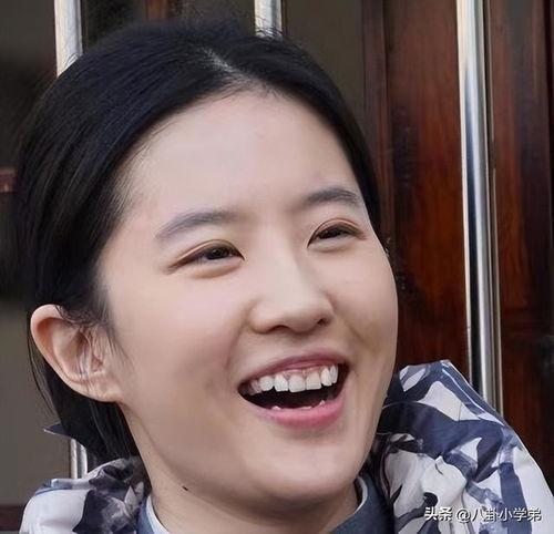 娱乐圈牙齿白的男明星,娱乐圈牙齿洁白如玉的帅气男星盘点