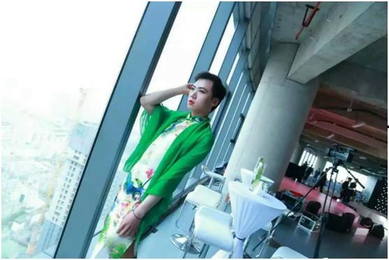 昆明网红小辣椒,辣味人生，火辣魅力